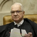Fachin prepara ações após revelações de mensagens entre Vorcaro e Moraes