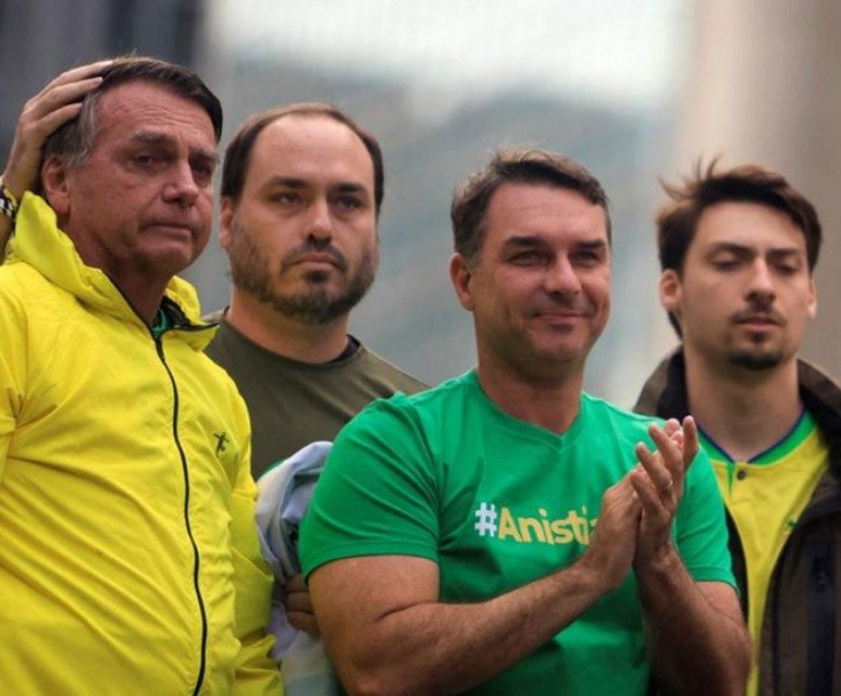 Flávio: Olham para mim enxergando legado de Jair Bolsonaro com outra postura