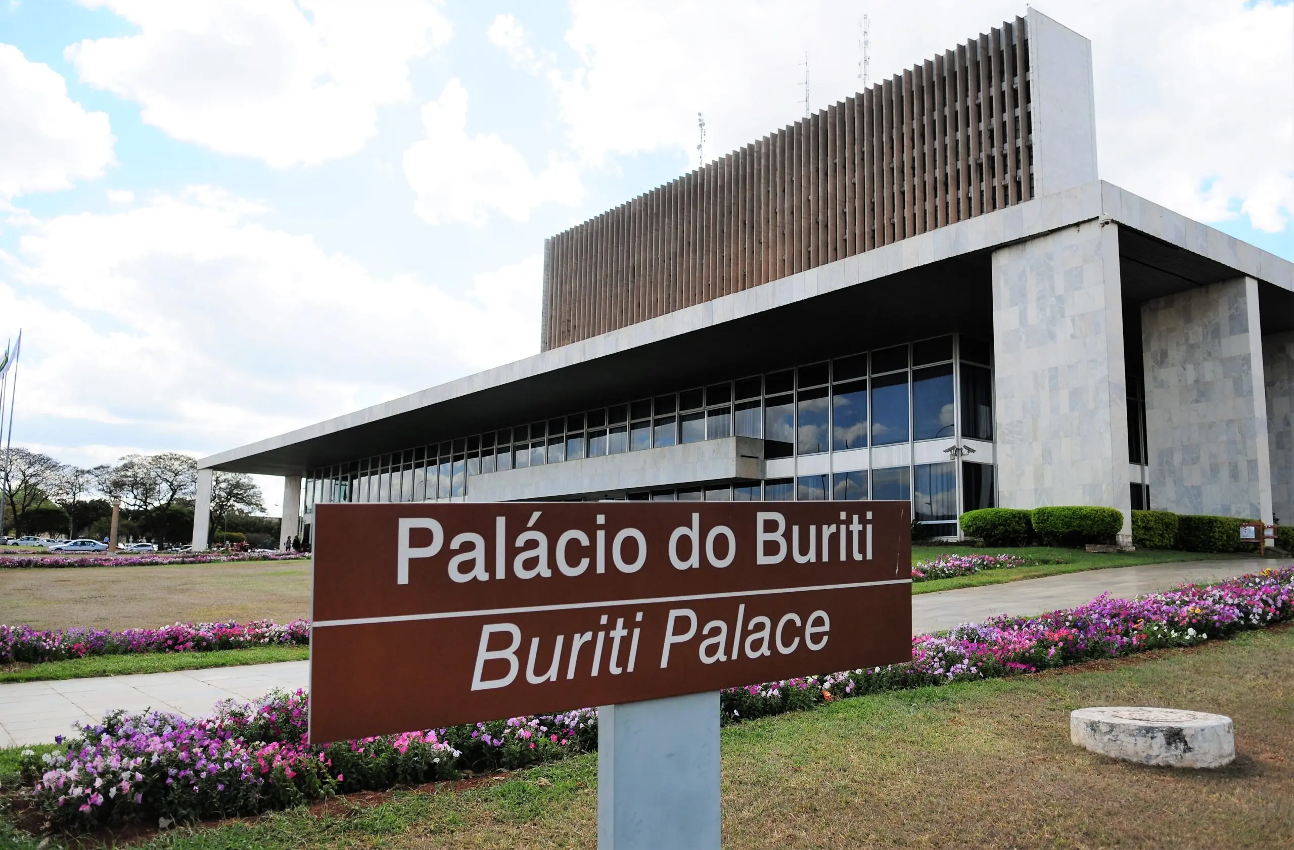 GDF chama greve dos rodoviários de “político-eleitoreira” e aciona Justiça