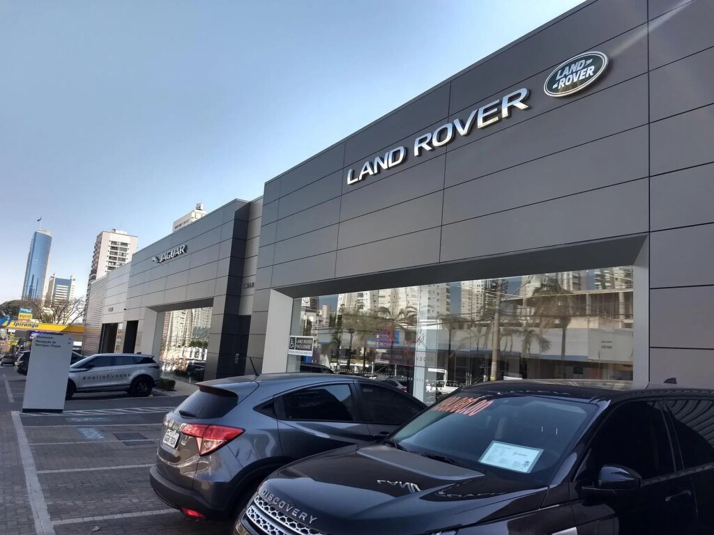 Jaguar Land Rover planeja demitir 4 mil funcionários em reestruturação
