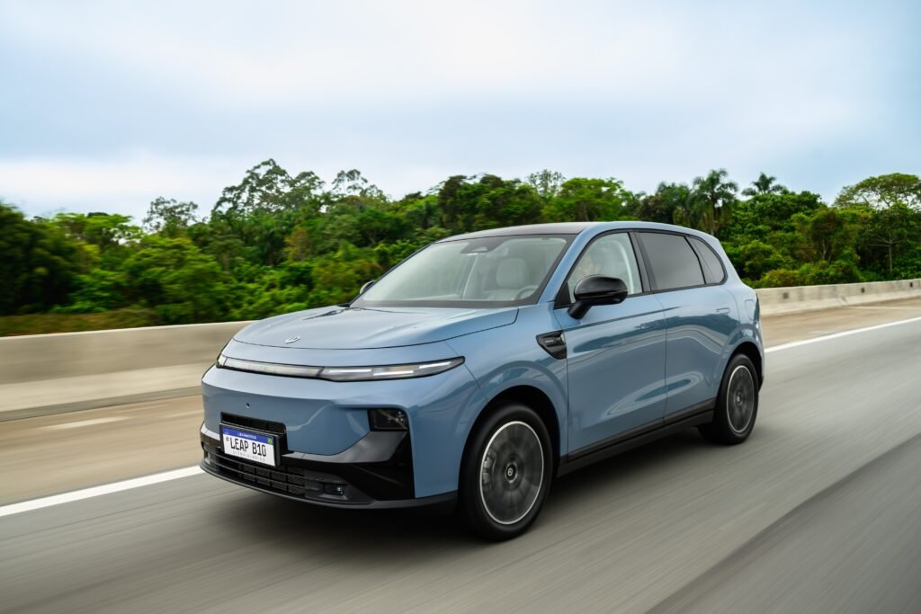 Leapmotor B10: Conheça a nova versão híbrida por R$ 179.990