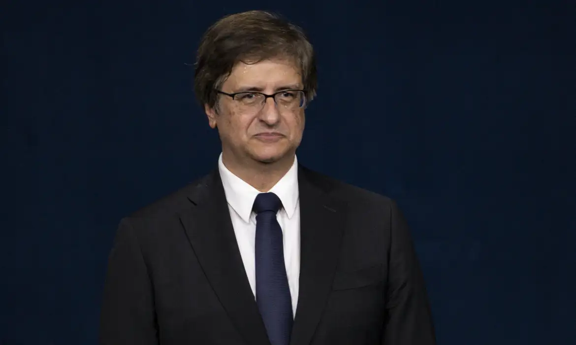 MPF Decide Manter Gonet no Caso Master e Avalia Nova Investigação