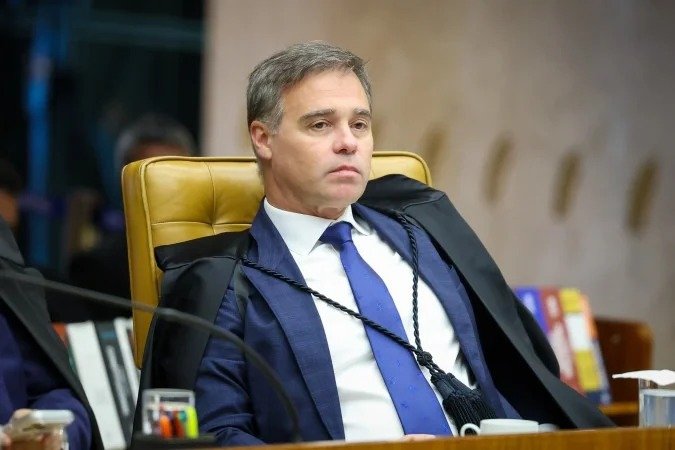 Mendonça admite encontro com Vorcaro antes de assumir relatoria do caso Master
