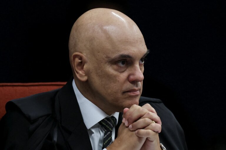 Moraes acusa Mendonça de manipular investigações contra Alcolumbre