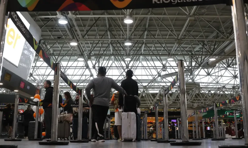 Novas regras da Anac para passageiros indisciplinados em voos