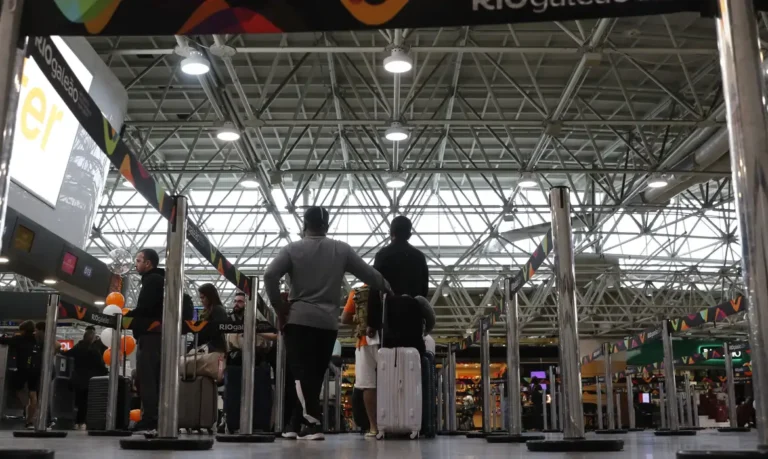 Novas regras da Anac para passageiros indisciplinados em voos