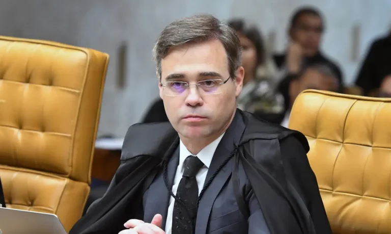 Partido Novo solicita fim de investigação sobre Mendonça