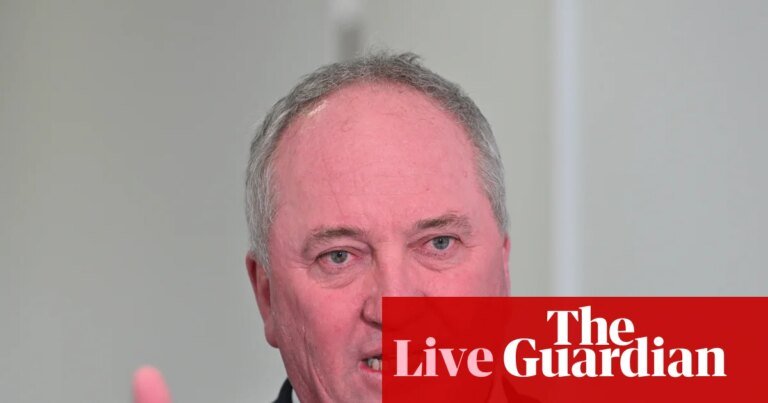 Política australiana: Joyce critica Burke e Canavan se defende