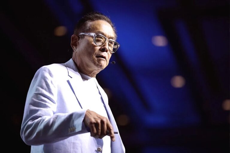 Robert Kiyosaki, autor de "Pai Rico, Pai Pobre", enfrenta falência