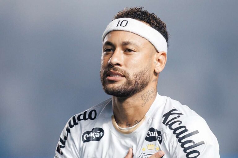Santos: Neymar se lesiona e desfalca time por até dois meses