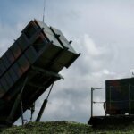 Trump afirma que EUA expandem arsenal militar rapidamente