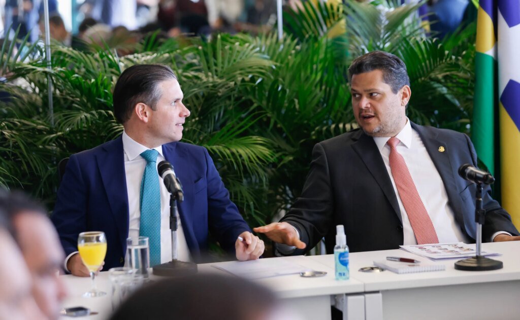 Alcolumbre e Motta defendem governo inclusivo de Lula para todos