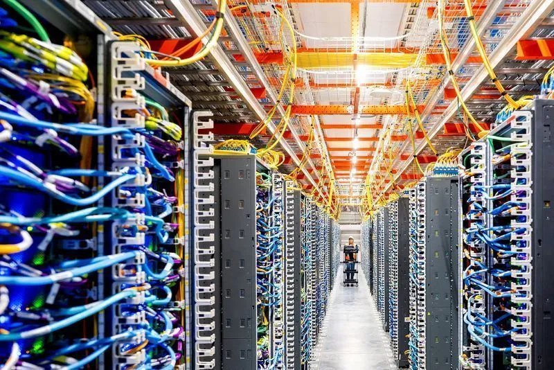 Amazon investirá US$ 1 bilhão em comunidades de data centers nos EUA