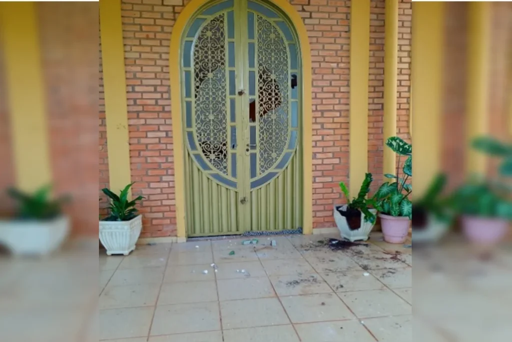Aparecida: Vandalismo atinge três igrejas em Goiás