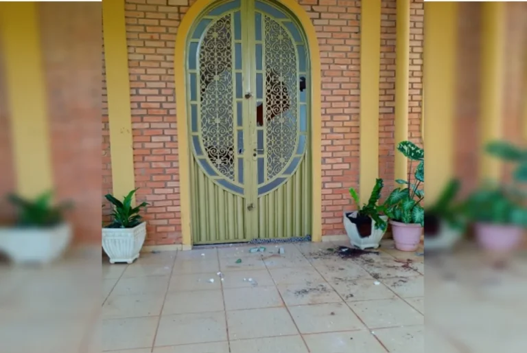 Aparecida: Vandalismo atinge três igrejas em Goiás