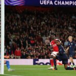 Arsenal vence Lille e Atlético de Madrid supera Manchester United