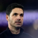Arteta exige aumento na produtividade ofensiva dos meias do Arsenal