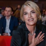 Atriz de ‘Legalmente Loira’ detida por agressão a comissárias