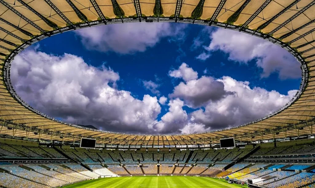 Futebol: A Transformação do Esporte em um Grande Negócio