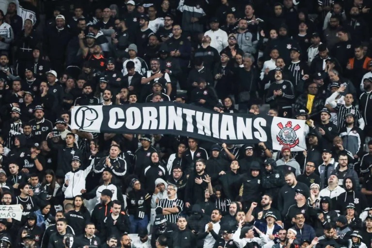 Grêmio solicita à CBF que Corinthians atue com portões fechados