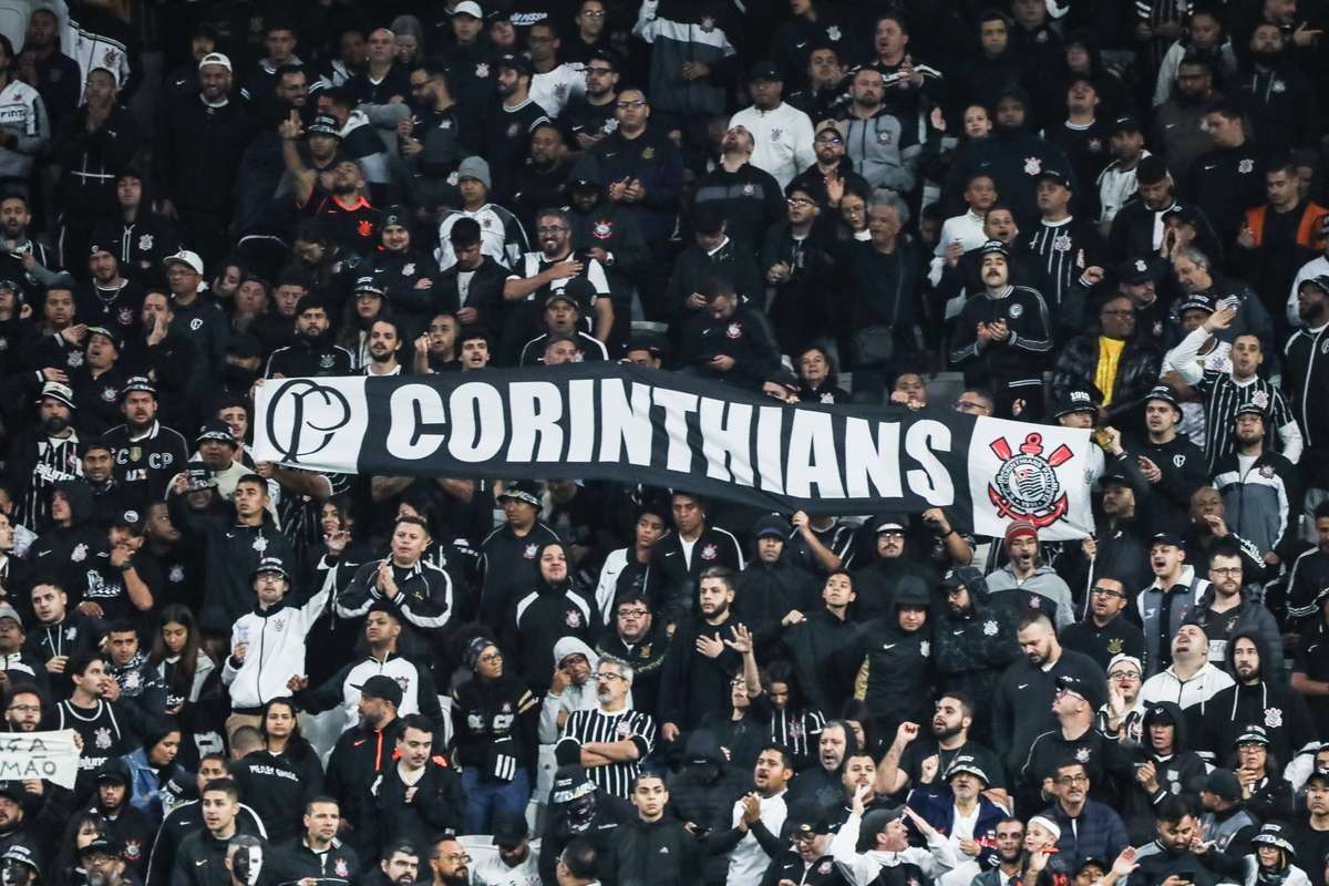 Grêmio solicita à CBF que Corinthians atue com portões fechados