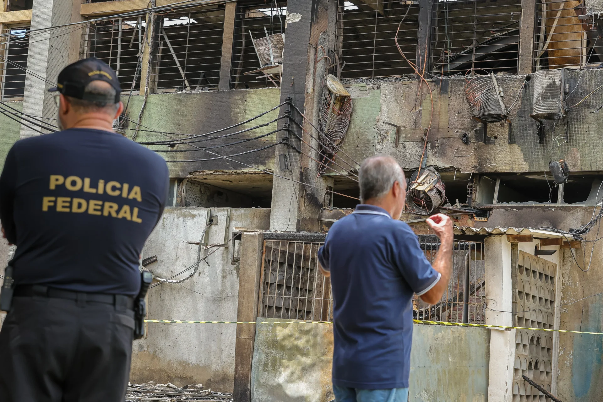 Ministro revela investimentos em UFPE após incêndio devastador