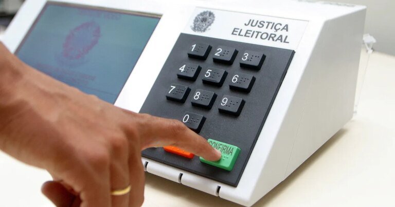 Nova fonte, barra de progresso: veja o que muda nas urnas em 2026