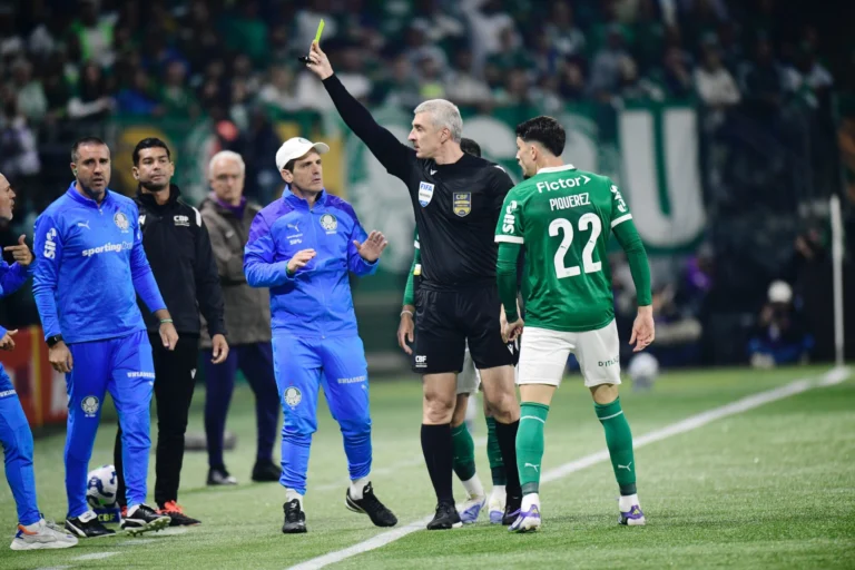 Palmeiras responde críticas do Flamengo sobre árbitro Daronco