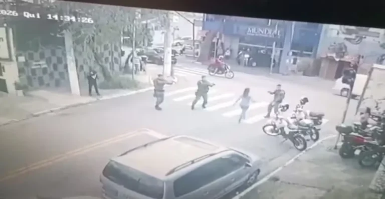 Policial que matou mulher em surto psicótico é liberado em SP