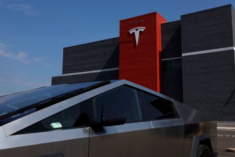 Tesla registra alta nas ações com entrega acima do esperado no 3T