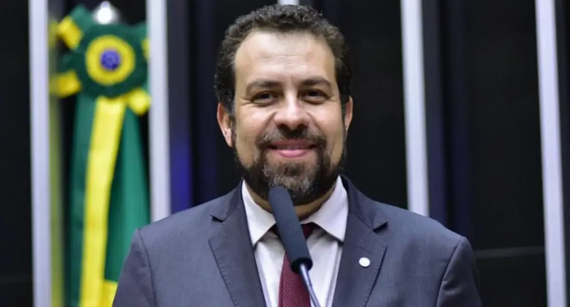 Tio de Boulos é atropelado após discussão no trânsito em São Paulo