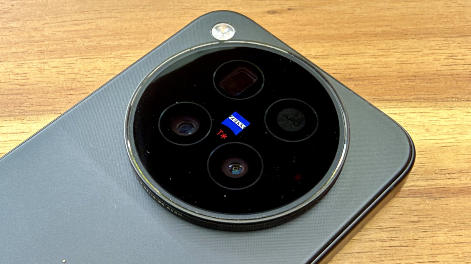 Vivo X500 Pro: A Bateria Poderosa em Formato Compacto
